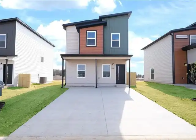 Property at 1041 Kentucky Ave, Bentonville, AR, 72713, 2 beds, 2.5 baths, [object Object]