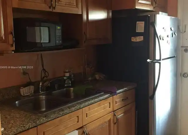 Property at 19000 NE 3rd Ct #404, Miami, FL, 33179, 1 bed, 1 bath, [object Object]