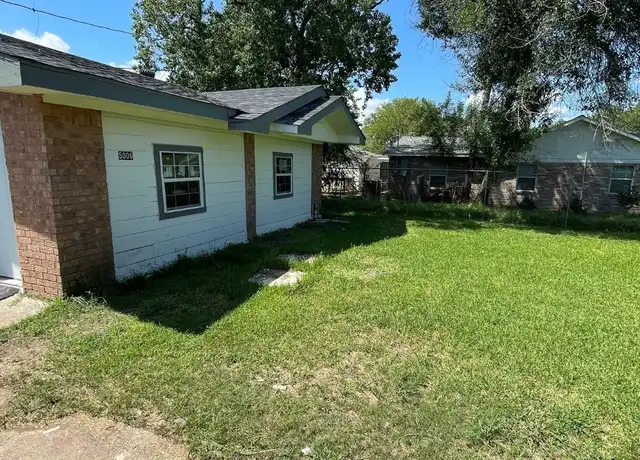 Property at 5006 Ridgeway Dr, Houston, TX, 77033, 2 beds, 1 bath, [object Object]