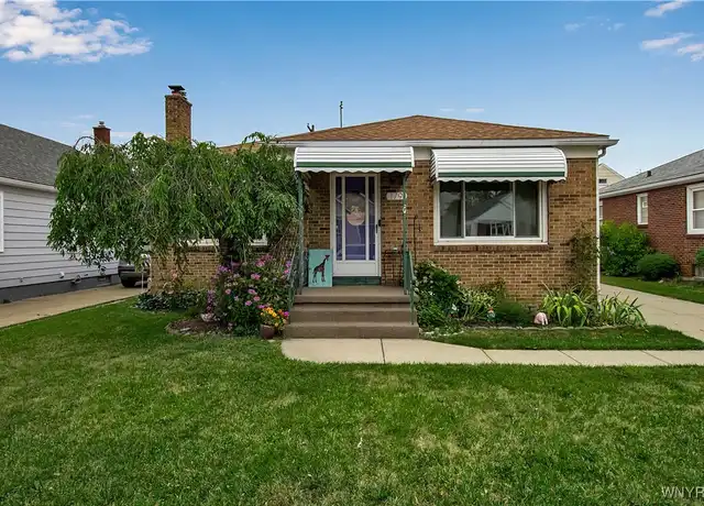 Property at 179 Hamilton Blvd, Buffalo, NY, 14217, 2 beds, 1.5 baths, [object Object]