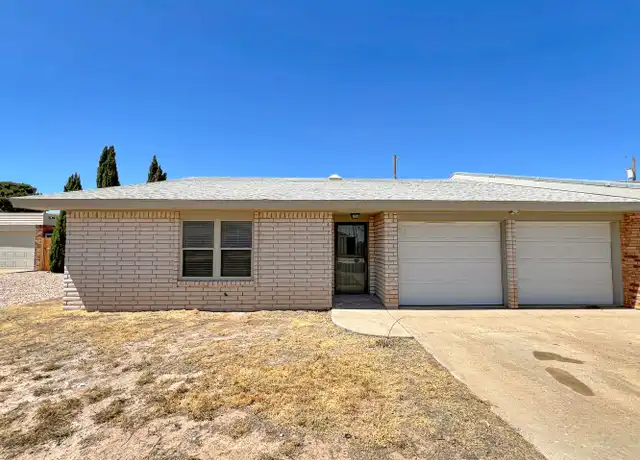 Property at 702 E Aspen St, Hobbs, NM, 88240, 3 beds, 2 baths, [object Object]