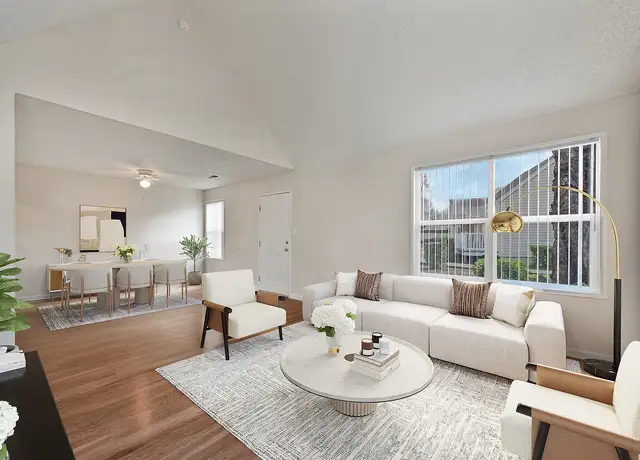 Photo of 700 Stonehouse Dr, Napa, CA 94558