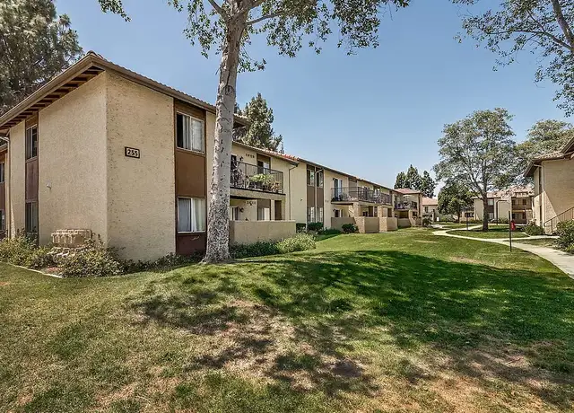 Photo of 283 Douglas Dr, Oceanside, CA 92058