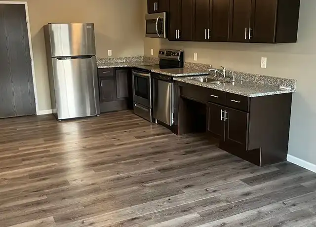 Property at 400 Western Cir Unit 105, Watkins, MN, 55389, 1 bed, 1 bath, [object Object]