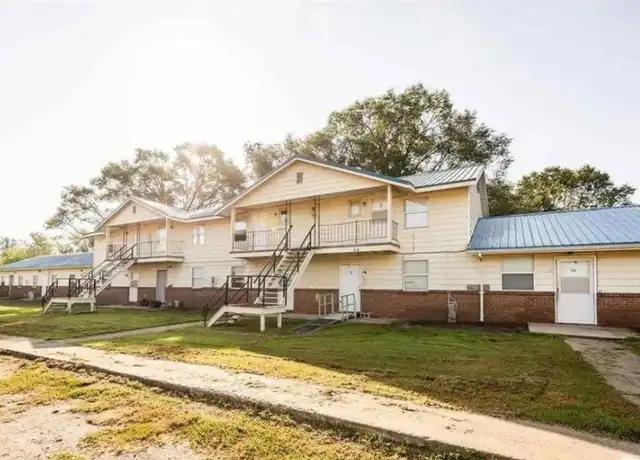 Property at 104 10th St, Ogden, KS, 66517, 2 beds, 1 bath, [object Object]