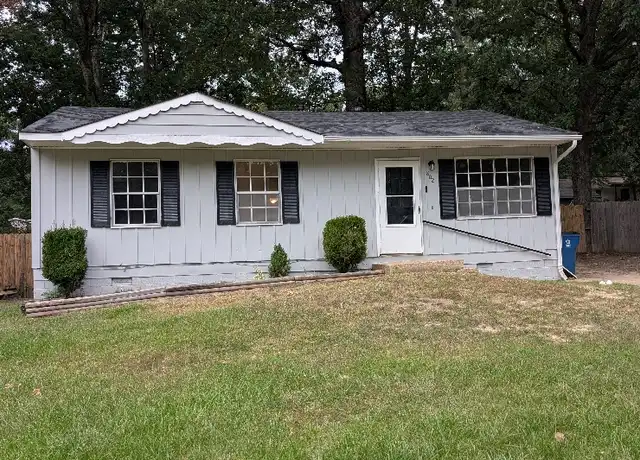 Property at 802 Desoto Pl, Benton, AR, 72015, 3 beds, 1 bath, [object Object]
