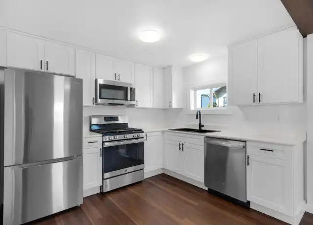 Property at 741 Avenue B Unit 6, Seaside, OR, 97138, 2 beds, 1 bath, [object Object]