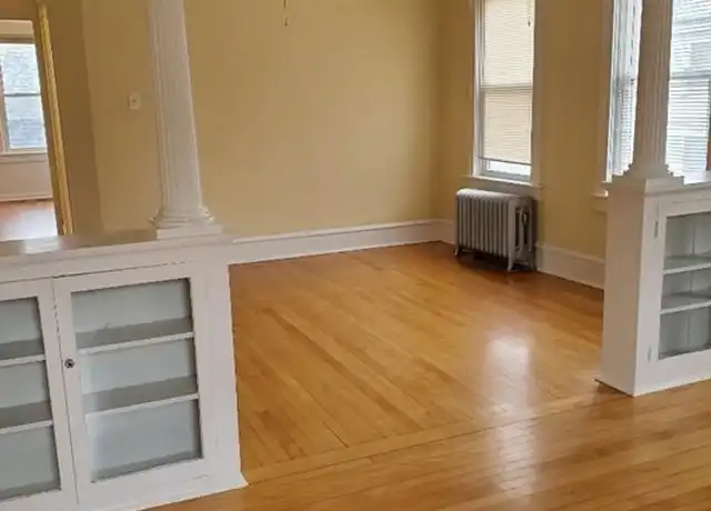 Property at 362 Pearce St Unit 3, Fall River, MA, 02720, 2 beds, 1 bath, [object Object]