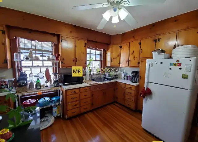 Property at 11 Fairfield St Unit 1, Watertown, MA, 02472, 3 beds, 1 bath, [object Object]