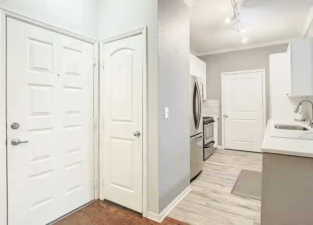 Property at 4221 W Spruce St, Tampa, FL, 33607, 2 beds, 2 baths, [object Object]