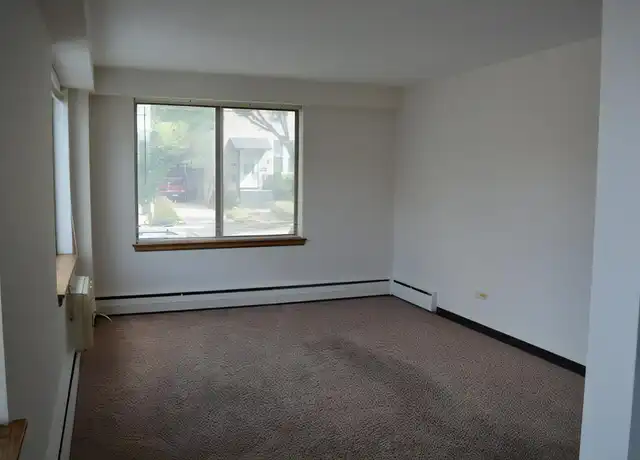 Property at 2233 N Summit Ave Unit 502, Milwaukee, WI, 53202, 2 beds, 1.5 baths, [object Object]