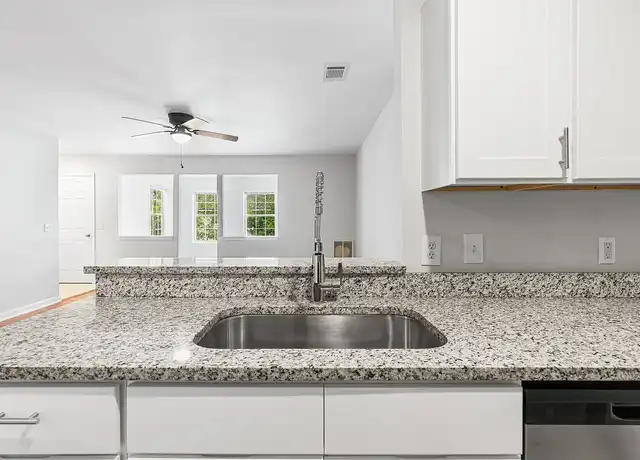 Property at King George Apartments - 100 Prince Royal Ln, Savannah, GA, 31419, 2-3 beds, 2 baths, [object Object]