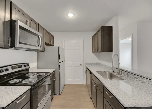 Photo of 100 Prince Royal Ln, Savannah, GA 31419