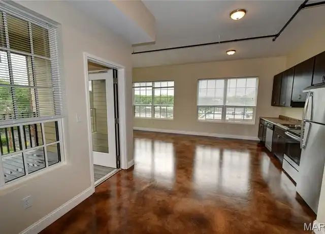 Property at 257 S Florissant Rd, Ferguson, MO, 63135, 2 beds, 2 baths, [object Object]