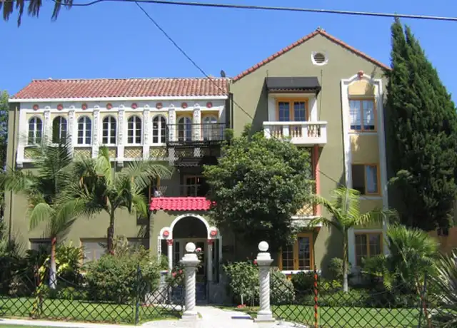 Property at 2028 Beachwood Dr Unit 103, Los Angeles, CA, 90068, 1 bed, 1 bath, [object Object]