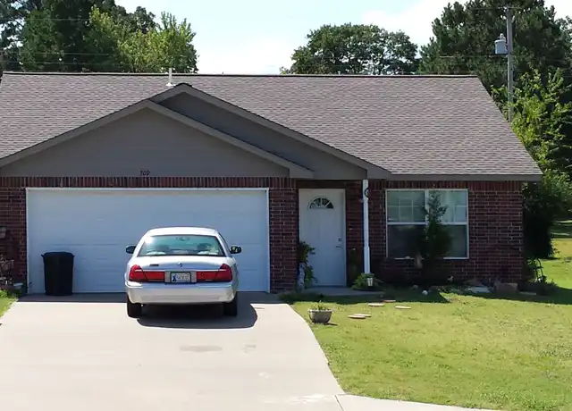Property at Highland Park Heavener/Heavener Affordable Housing LP - 701 West Ave E, Heavener, OK, 74937, 3 beds, 2 baths, [object Object]