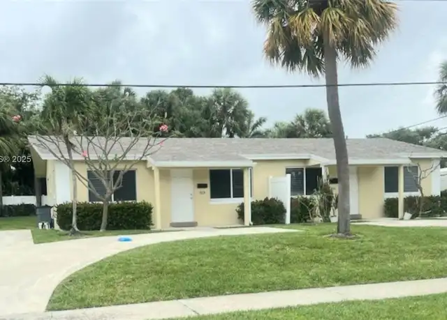 Property at 323 Northlake Dr, North Palm Beach, FL, 33408, 2 beds, 1 bath, [object Object]