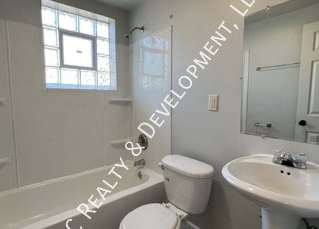 Photo of 342 Wilson Ave Unit 342 F, West Chicago, IL 60185