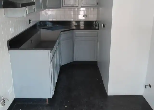 Property at 426 W Briar Pl Unit F6, Chicago, IL, 60657, 0 beds, 1 bath, [object Object]