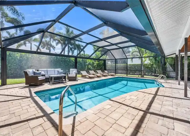 Property at 718 Old Trail Dr, Naples, FL, 34103, 3 beds, 3 baths, [object Object]
