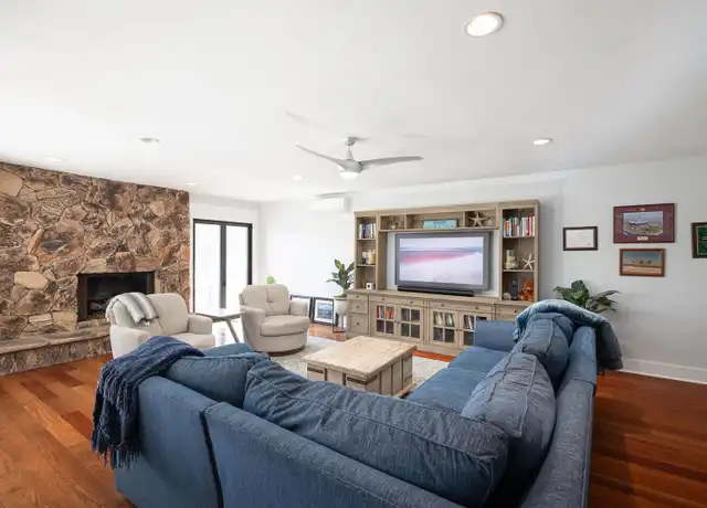 Property at 926 Olive Ave, Coronado, CA, 92118, 3 beds, 2.5 baths, [object Object]