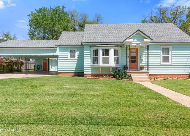 Property at 107 Ridgewood St, Lafayette, LA, 70506, 2 beds, 1 bath, [object Object]