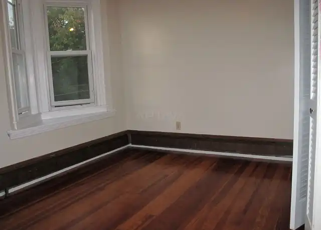 Property at 87 Bartlett St Unit 2, Somerville, MA, 02145, 2 beds, 1 bath, [object Object]