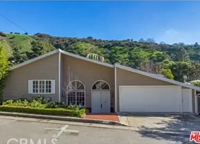 Property at 1750 N Beverly Dr, Beverly Hills, CA, 90210, 4 beds, 4 baths, [object Object]