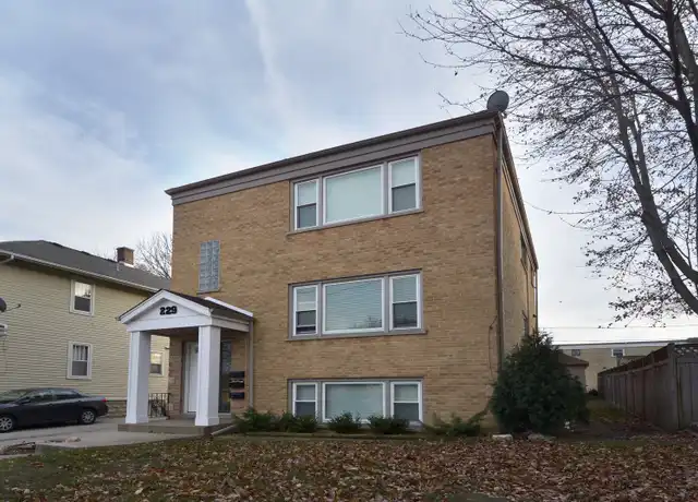Property at 229 W Palatine Rd Unit 200, Palatine, IL, 60067, 1 bed, 1 bath, [object Object]