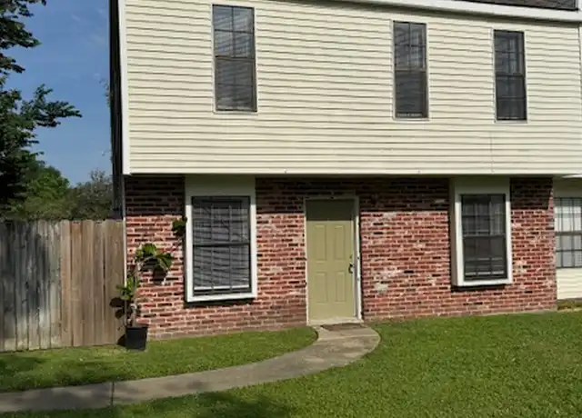 Property at 5121 E Hunters Chapel Ct Unit B, Baton Rouge, LA, 70817, 2 beds, 2 baths, [object Object]