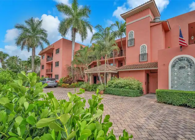 Property at 250 E Royal Palm Rd Unit 1C, Boca Raton, FL, 33432, 3 beds, 2.5 baths, [object Object]