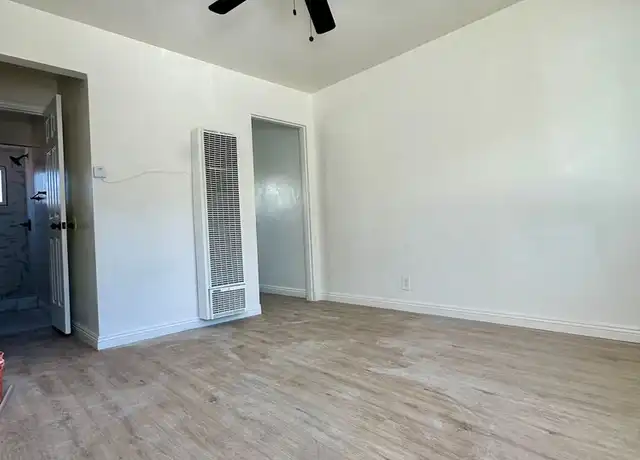 Property at 818 Cedar St, Santa Monica, CA, 90405, 0 beds, 1 bath, [object Object]