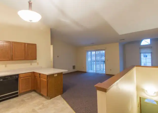 Property at 307 Park St Unit 309park-1, Fort Atkinson, WI, 53538, 2 beds, 1 bath, [object Object]