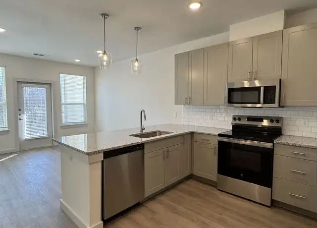 Property at 601 Alemeda St, Fort Worth, TX, 76108, 1 bed, 1 bath, [object Object]
