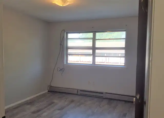 Property at 718 Broadway Unit 2B, Niles, MI, 49120, 1 bed, 1 bath, [object Object]