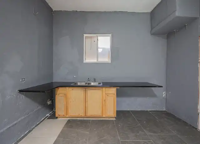 Property at 1514 E Washington St, Phoenix, AZ, 85034, 1 bed, 1 bath, [object Object]