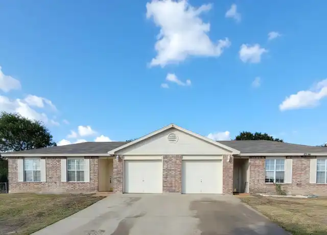 Property at 136 Antelope Ln, Copperas Cove, TX, 76522, 3 beds, 1 bath, [object Object]