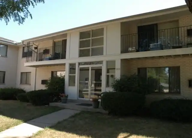 Property at 3800-3840 S 84th St Unit E2, Milwaukee, WI, 53228, 2 beds, 1 bath, [object Object]