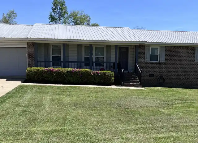 Property at 5149 Honeysuckle Ln E, Gadsden, AL, 35907, 3 beds, 2 baths, [object Object]