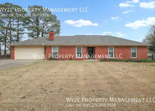 Property at 2202 Manchester Cir SW, Huntsville, AL, 35803, 3 beds, 2 baths, [object Object]