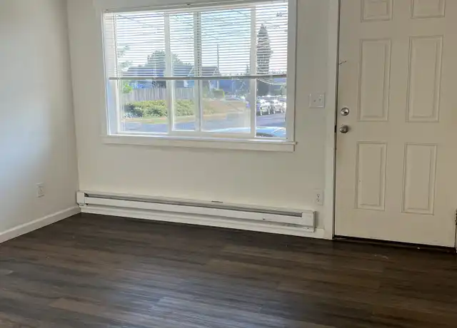 Property at 4138 S M St Unit B, Tacoma, WA, 98418, 1 bed, 1 bath, [object Object]