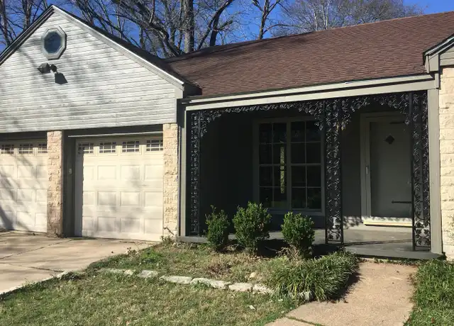 Property at 609 Monroe St, Kilgore, TX, 75662, 2 beds, 1 bath, [object Object]