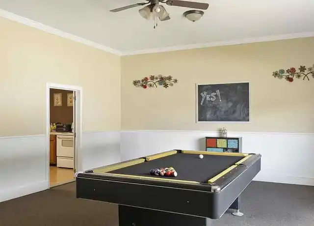 Property at 400 Parkwood Estates Dr, Plant City, FL, 33566, 3 beds, 2 baths, [object Object]