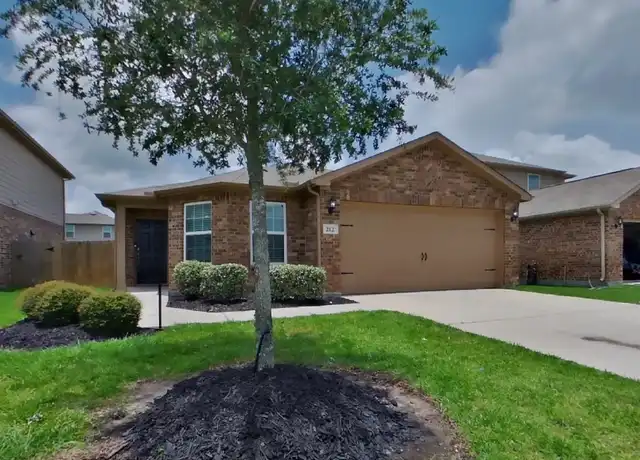 Property at 212 Comanche Plains Dr, La Marque, TX, 77568, 4 beds, 2 baths, [object Object]