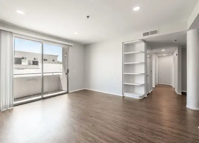 Property at 4532 Murietta Ave #201, Sherman Oaks, CA, 91423, 2 beds, 2 baths, [object Object]