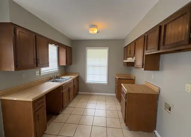 Property at 7203 Wild Bloom Dr, Memphis, TN, 38133, 3 beds, 2 baths, [object Object]