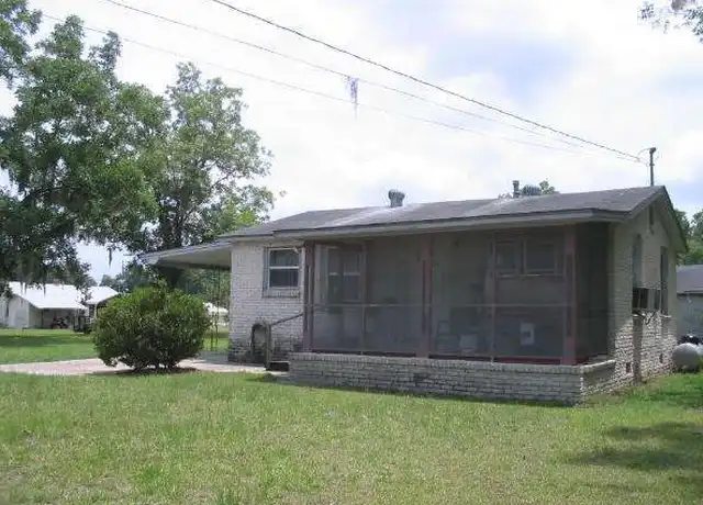 Property at 83 W Murrell Ave, Lakeland, GA, 31635, 2 beds, 1 bath, [object Object]