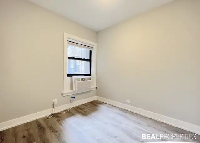 Property at 707 W Brompton Ave Unit CL 35, Chicago, IL, 60657, 1 bed, 1 bath, [object Object]