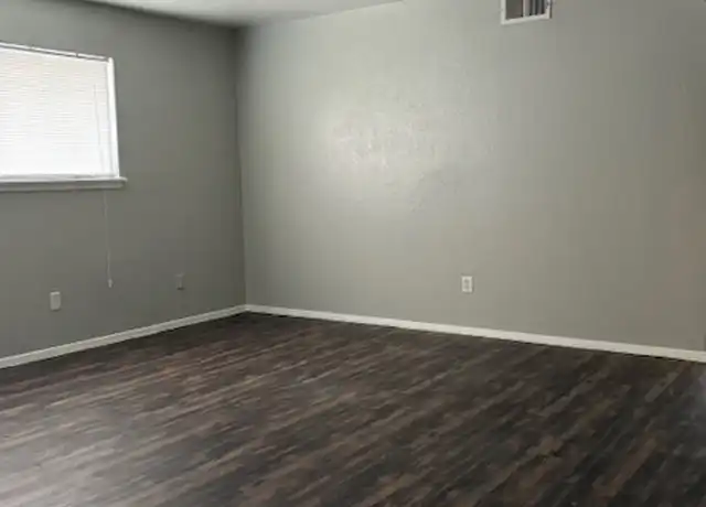 Property at 4013 Montego Dr Unit 06, Corpus Christi, TX, 78411, 2 beds, 1 bath, [object Object]