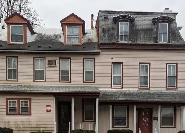 Property at 138 Cumberland St Unit 4, Lebanon, PA, 17042, 2 beds, 1 bath, [object Object]